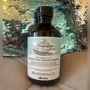 Davines Detoxifying Scrub Shampoo